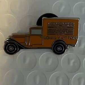 Authentic Louis Vuitton RARE Pin LIMITED SHOWCASE IN NYC (YOU HAD TO BE THERE!)